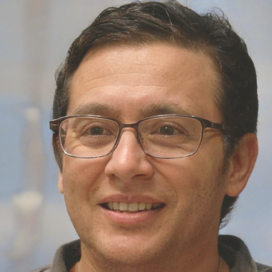 Pierre Laurent, analyste financier
